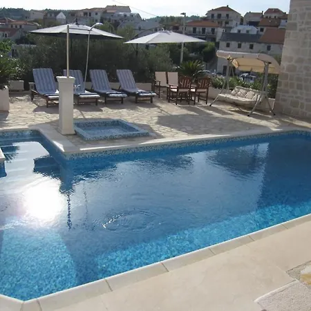 Holiday home Holiday Home Sumartin Sumartin
